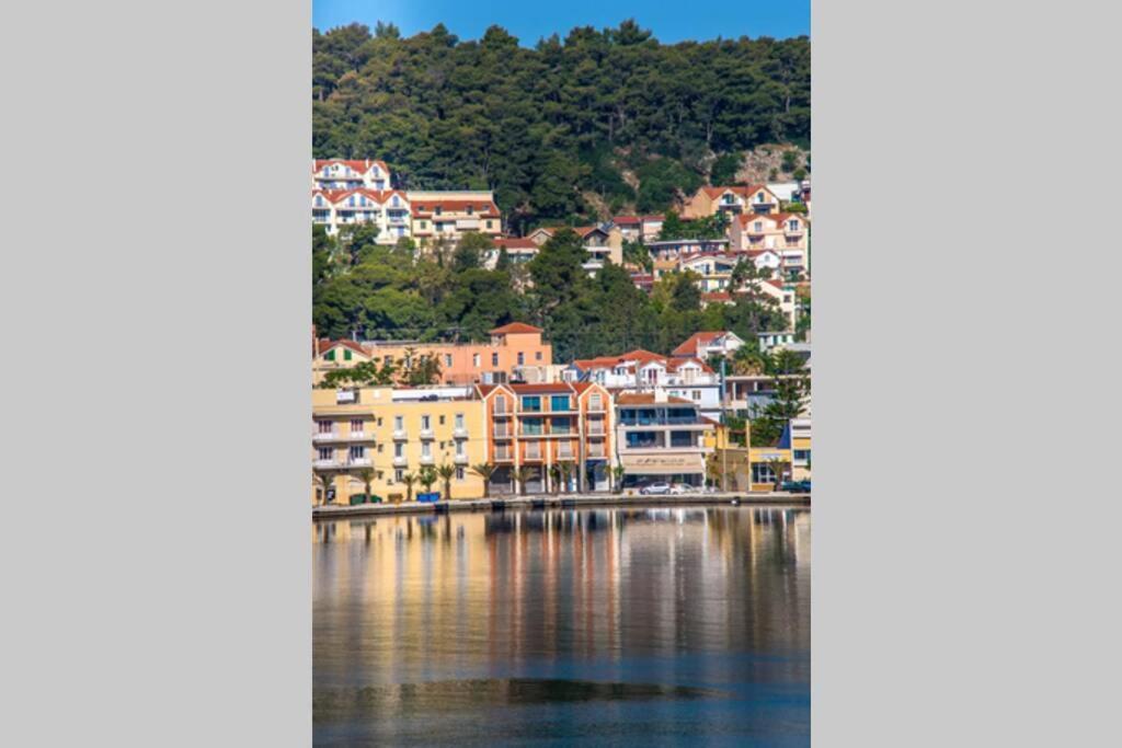 A & B Minimal Suite With Sea View In Argostoli Zewnętrze zdjęcie